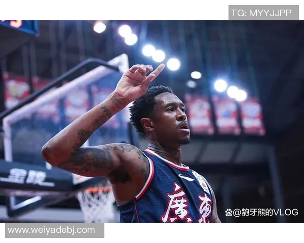 马尚布鲁克斯：从NBA新星到中国篮球的闪耀之路